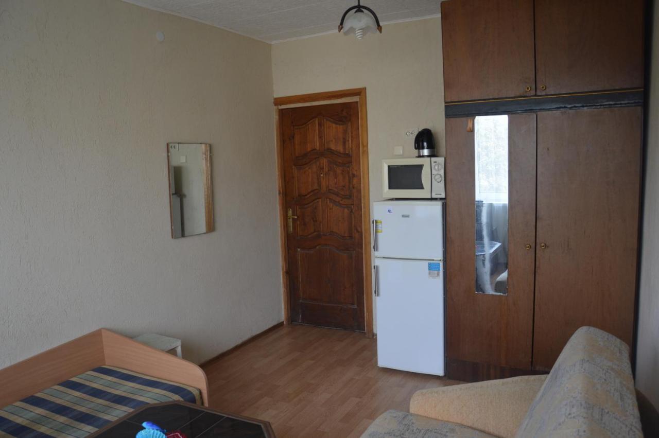 Chernobyl Type Rooms In A Block Flat House โชเล ภายนอก รูปภาพ